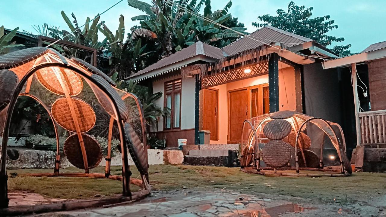 Lontart Guesthouse Nggorang ภายนอก รูปภาพ
