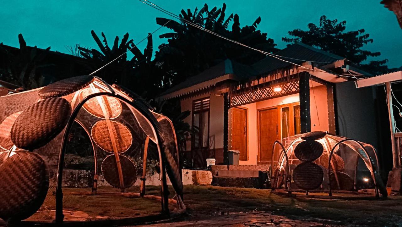 Lontart Guesthouse Nggorang ภายนอก รูปภาพ